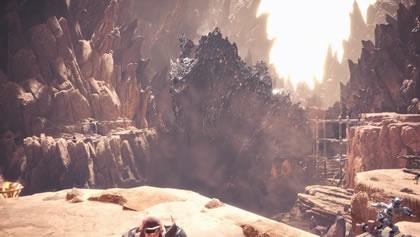 明るい場所に姿を表した巨大モンスター